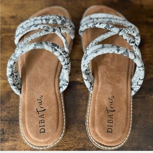 NIB Diba True Cedar Cove Snake Print Slip On Sandal Size 8.5 and 9